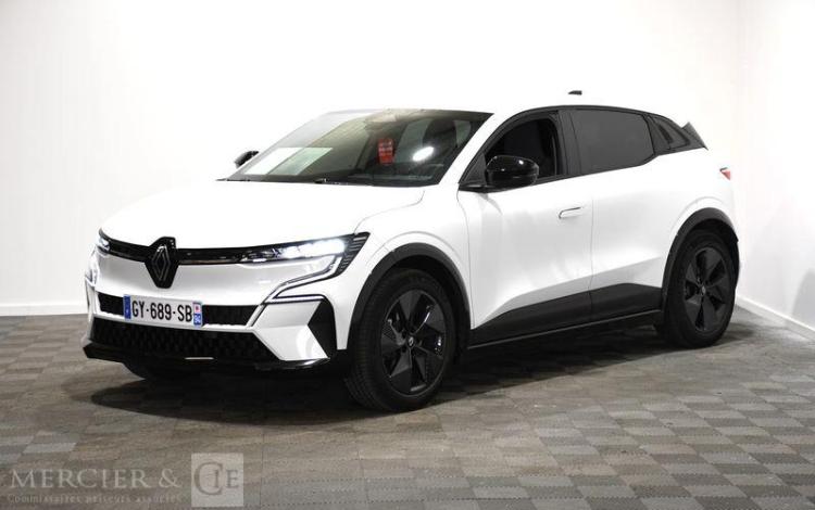 RENAULT MEGANE EV40 E-TECH 130 40KWH EQUILIBRE BVA
 BLANC GY-689-SB