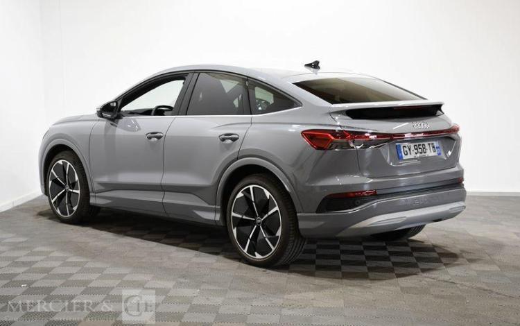AUDI Q4 SPORTBACK GRIS GY-958-TB