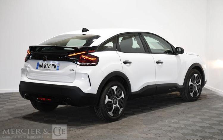 CITROEN C4 STE 1.2 PURETECH 130 PRO BUSINESS R EAT BLANC HA-812-PW