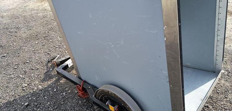 4 CHASSIS NOIR + 4 CAISSES + 2 BOX  VLOVE100