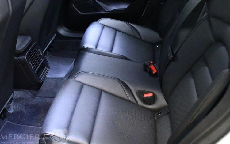 PORSCHE TAYCAN BLANC WIE5262E