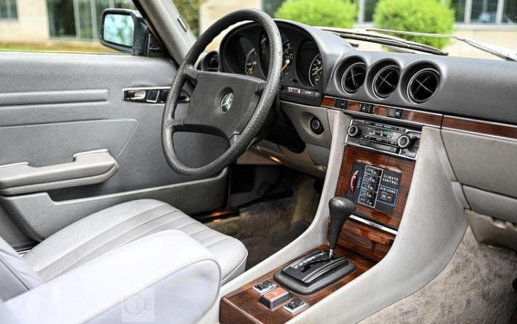 MERCEDES 450 SL V8 GRIS 65 486