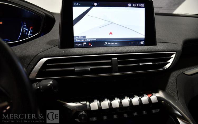 PEUGEOT 3008 GT LINE 1,2 PURE TECH 130 EAT8 BLANC 1WAV928