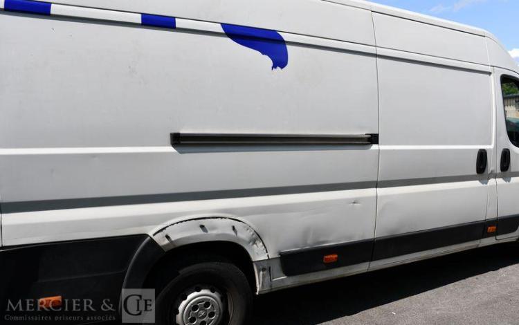 PEUGEOT BOXER FT435 L4H2 2,2 BLUEHDI 165 S&S ASPHALT BLANC 1YDZ543