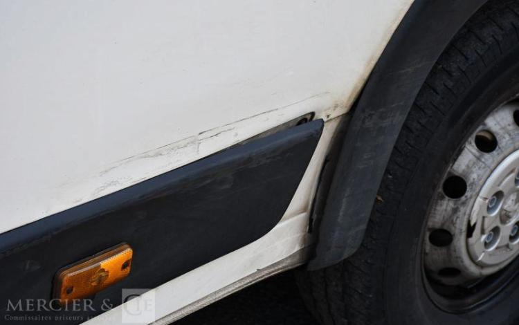 PEUGEOT BOXER FT435 L4H2 2,2 BLUEHDI 165 S&S ASPHALT BLANC 1YDZ543
