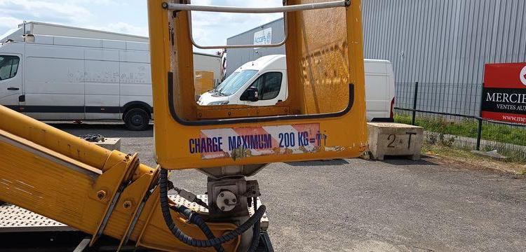 NISSAN CABSTAR-E 2,8T3,0TD 106CV AVEC NACELLE MULTITEL 160 ALU DS – 18 METRES – DIESEL BLANC 846CJF59