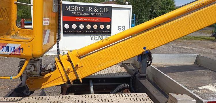 NISSAN CABSTAR-E 2,8T3,0TD 106CV AVEC NACELLE MULTITEL 160 ALU DS – 18 METRES – DIESEL BLANC 846CJF59