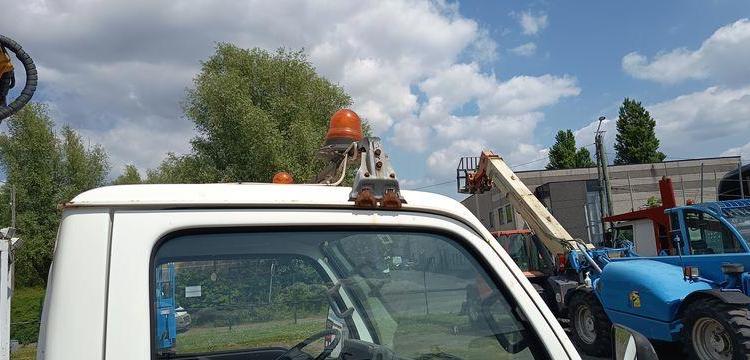 NISSAN CABSTAR-E 2,8T3,0TD 106CV AVEC NACELLE MULTITEL 160 ALU DS – 18 METRES – DIESEL BLANC 846CJF59