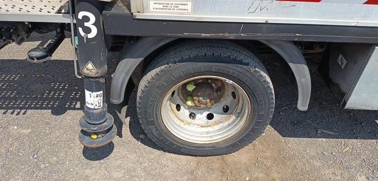 NISSAN CABSTAR-E 2,8T3,0TD 106CV AVEC NACELLE MULTITEL 160 ALU DS – 18 METRES – DIESEL BLANC 846CJF59