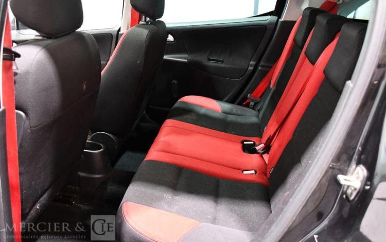 PEUGEOT 207 SW 1,6 HDI 90 SERIE 64 NOIR AA-701-BN