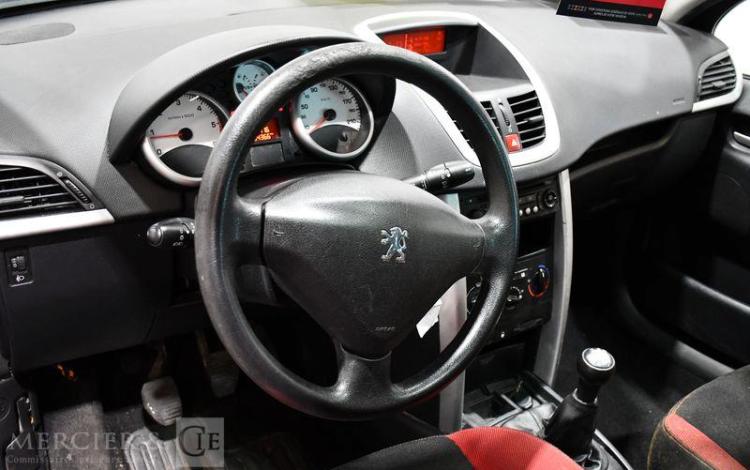 PEUGEOT 207 SW 1,6 HDI 90 SERIE 64 NOIR AA-701-BN