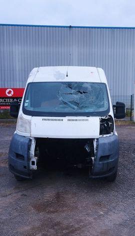 PEUGEOT BOXER 3 PHASE 1/2 FOURGON 333 L2H1 2,2HDI 16V 120 CV – DIESEL – 315490 KMS BLANC AA-864-SH