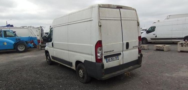 PEUGEOT BOXER 3 PHASE 1/2 FOURGON 333 L2H1 2,2HDI 16V 120 CV – DIESEL – 315490 KMS BLANC AA-864-SH