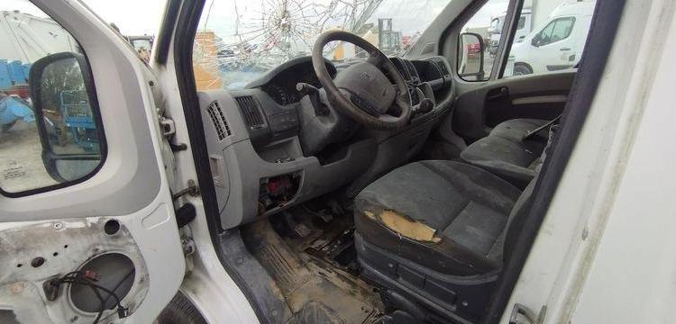 PEUGEOT BOXER 3 PHASE 1/2 FOURGON 333 L2H1 2,2HDI 16V 120 CV – DIESEL – 315490 KMS BLANC AA-864-SH