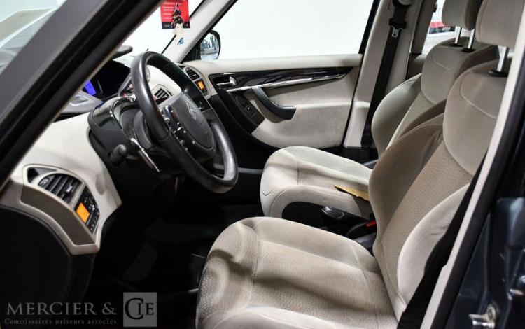 CITROEN C4 PICASSO 1,6 HDI 110 EXCLUSIVE BMP BLEU AB-808-EE