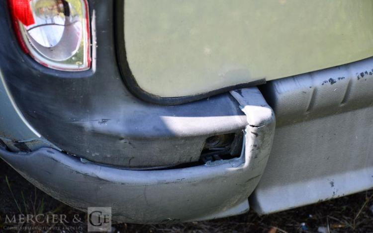 RENAULT KANGOO TMPR GRIS AC-683-FF