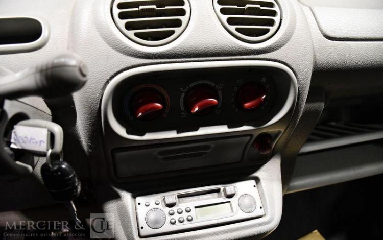 RENAULT TWINGO 1.2 60 EXPRESSION ROUGE AD-275-XP