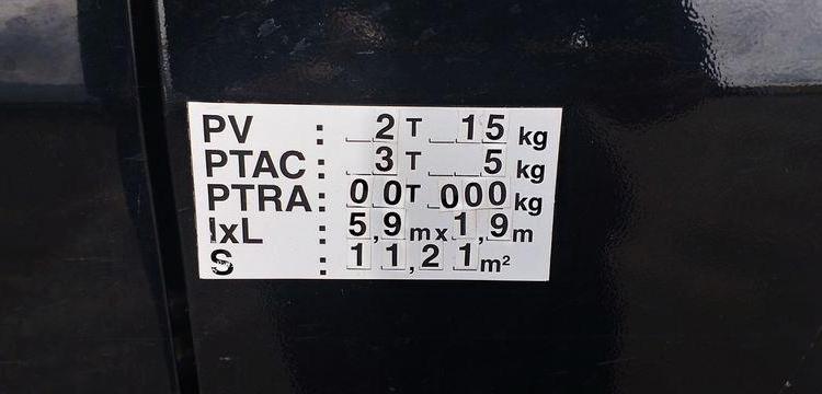 IVECO DAILY 4 FOURGON PHASE 2 35S13V13 2.3TD MOYEN SURELEVE 126 CV – DIESEL NOIR AP-942-DG