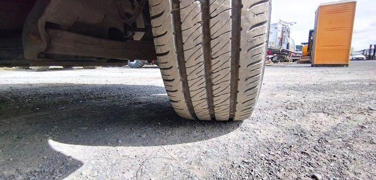 IVECO DAILY 4 FOURGON PHASE 2 35S13V13 2.3TD MOYEN SURELEVE 126 CV – DIESEL NOIR AP-942-DG