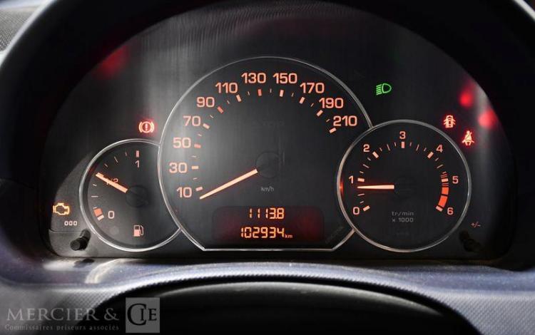 PEUGEOT 1007 1,4 HDI 70 SPORTY GRIS AY-070-ET