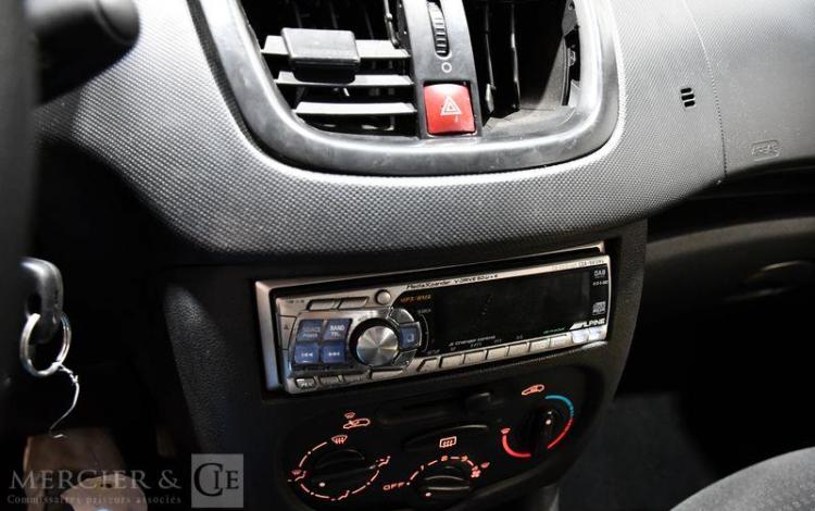 PEUGEOT 206 + 1,1 60CH URBAN BLEU BA-183-GQ