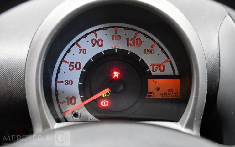 CITROEN C1 1.0 70CH ATTRACTION BLANC BJ-566-WD