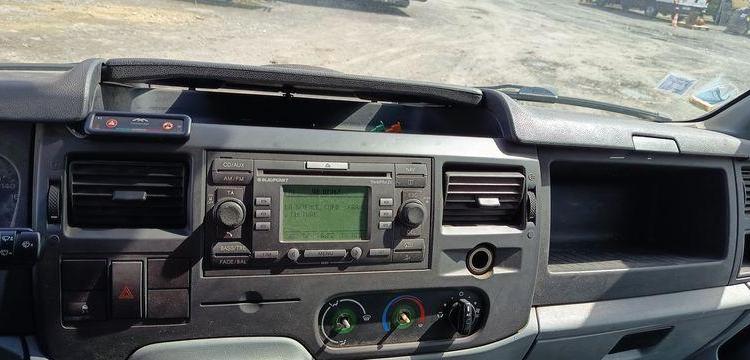 FORD TRANSIT 2006 TRACTION 2,2TDCI 16V FOURGON 110CV – DIESEL – 304836 KMS – ANNEE 20 BLANC BK-325-TT