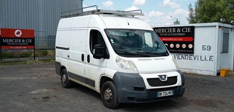 PEUGEOT BOXER3 PHASE 1/2 FOURGON 330 L1H2 2,2 HDI 16V FOURGON COURT SURELEVE 100CV BLANC BK-724-MY
