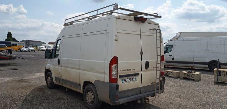 PEUGEOT BOXER3 PHASE 1/2 FOURGON 330 L1H2 2,2 HDI 16V FOURGON COURT SURELEVE 100CV BLANC BK-724-MY