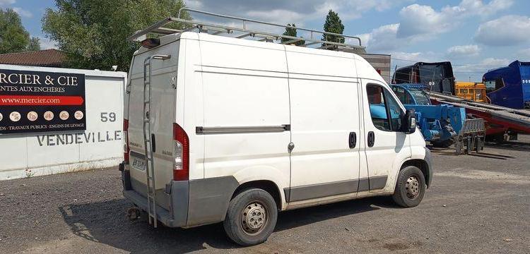 PEUGEOT BOXER3 PHASE 1/2 FOURGON 330 L1H2 2,2 HDI 16V FOURGON COURT SURELEVE 100CV BLANC BK-724-MY