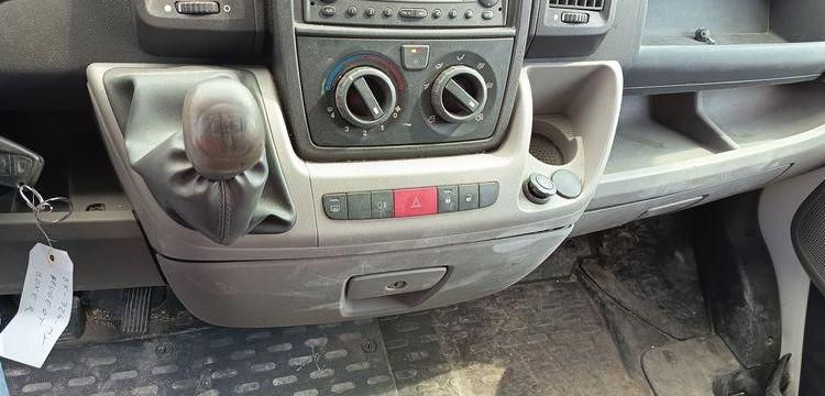 PEUGEOT BOXER3 PHASE 1/2 FOURGON 330 L1H2 2,2 HDI 16V FOURGON COURT SURELEVE 100CV BLANC BK-724-MY