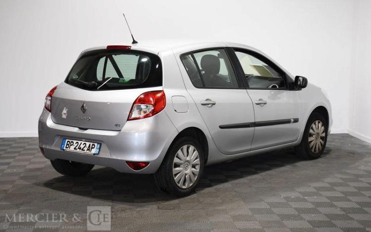 RENAULT CLIO 1.5 DCI 75 EXPRESSION CLIM GRIS BP-242-AP