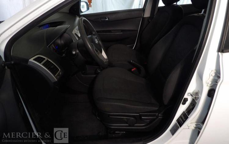 HYUNDAI I20 1,4 CRDI 75CH PACK SENSATION BLANC BR-745-CT