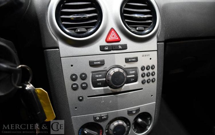 OPEL CORSA 1,2 TWINSPORT 85 EDITION GRIS BS-421-EC