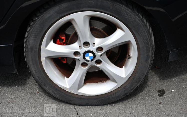 BMW SERIE 1 118D 143CH BUSINESS 3P NOIR BV-999-DA