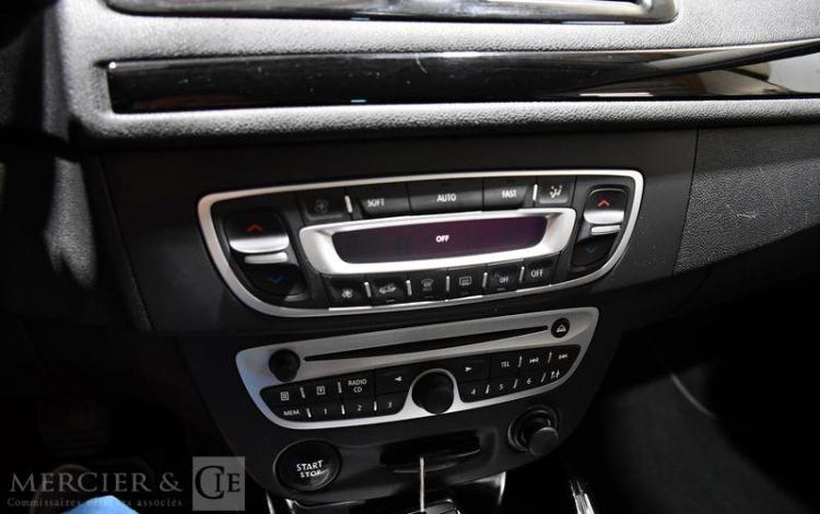 RENAULT MEGANE COUPE 1.5 DCI 110CH FAP BOSE GRIS BY-793-CK