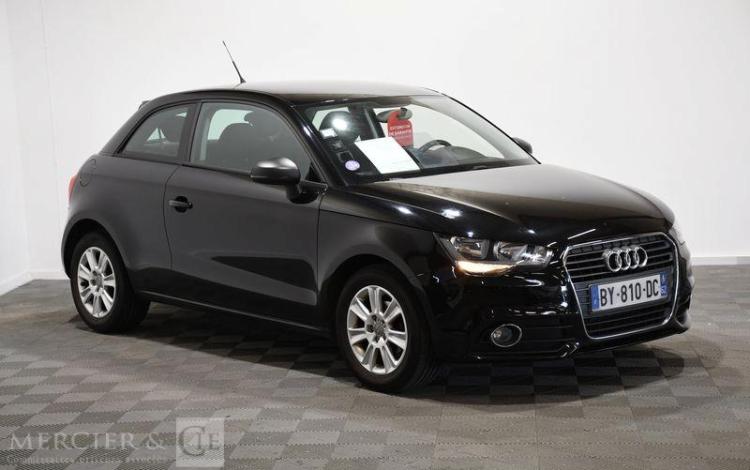 AUDI A1 1,2 TFSI 90 AMBIENTE NOIR BY-810-DC
