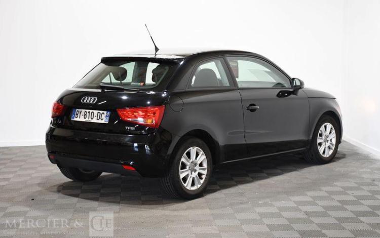 AUDI A1 1,2 TFSI 90 AMBIENTE NOIR BY-810-DC