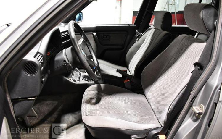 BMW 325 IX TOURING GRIS CD-071-TN