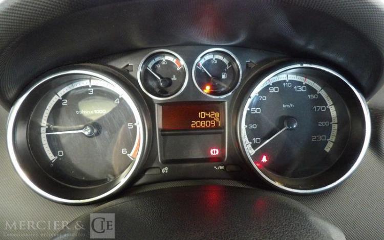 PEUGEOT 308 1,6 HDI 90CH CONFORT CHAMPAGNE CD-265-AW