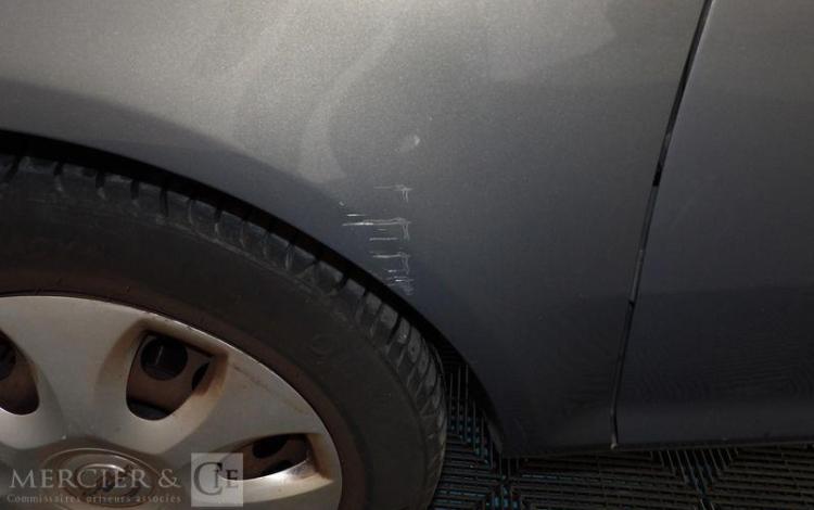 OPEL CORSA 1,6 CDTI 75CH EDITION GRIS CJ-019-VQ