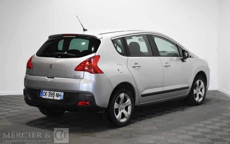 PEUGEOT 3008 1,6 HDI 110 PREMIUM GRIS CK-395-NH