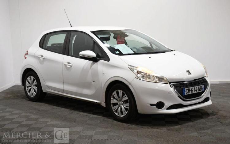 PEUGEOT 208 AFFAIRE 1.4 HDI 70 PACK CD CLIM BLANC CM-614-NB
