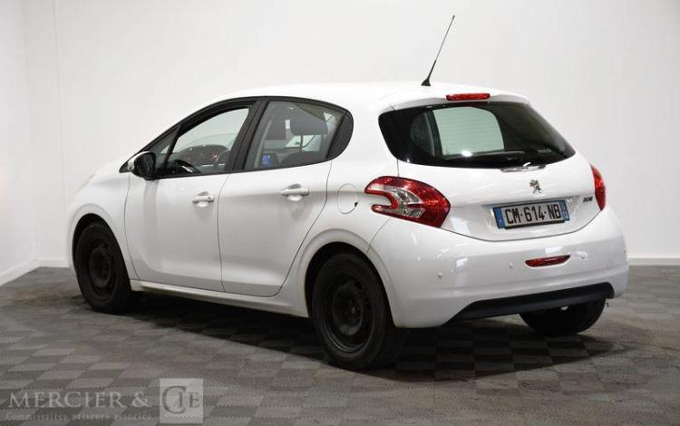 PEUGEOT 208 AFFAIRE 1.4 HDI 70 PACK CD CLIM BLANC CM-614-NB