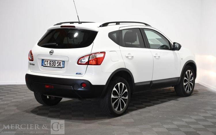 NISSAN QASHQAI 1,6 DCI 130 CONNECT EDITION 2WD BLANC CT-630-SK