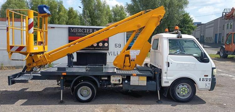 MAZDA MAZDA E 2200 AVEC NACELLE MULTITEL 145 ALU – 16 METRES – DIESEL – 3139 HEURES BLANC CW-976-ST