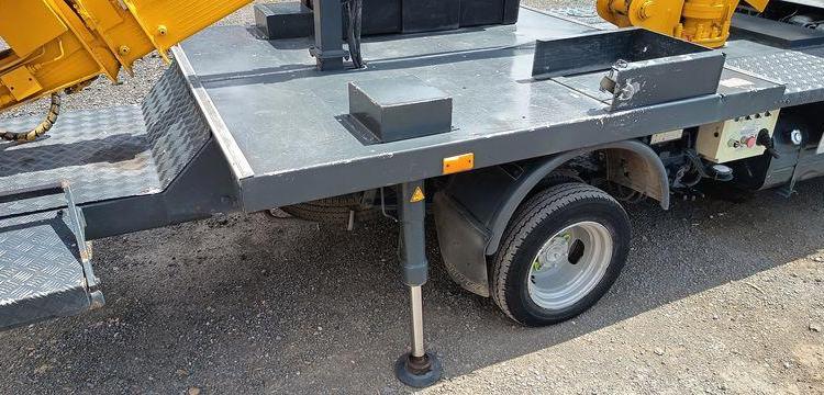 MAZDA MAZDA E 2200 AVEC NACELLE MULTITEL 145 ALU – 16 METRES – DIESEL – 3139 HEURES BLANC CW-976-ST