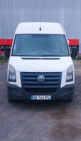 VOLKSWAGEN CRAFTER 35 2,5TDI DPF FOURGON MOYEN 109CV – DIESEL – 315360 KMS – ANNEE 2009 BLANC DA-144-RS