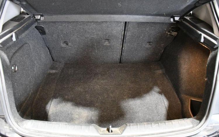 BMW SERIE 1 1,6 114 D 95 LOUNGE NOIR DB-035-KF