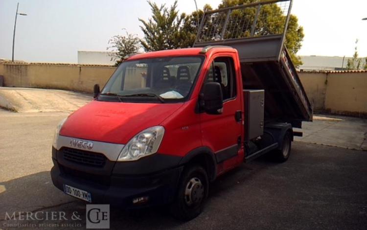 IVECO 35C13 BENNE SIMPLE CABINE COFFRE ROUGE DD-100-VM